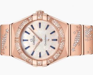 The opal dials copy watches are designed for females.
