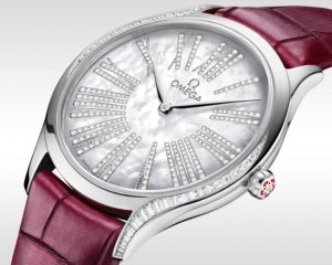 The white dials copy watches are designed for females.